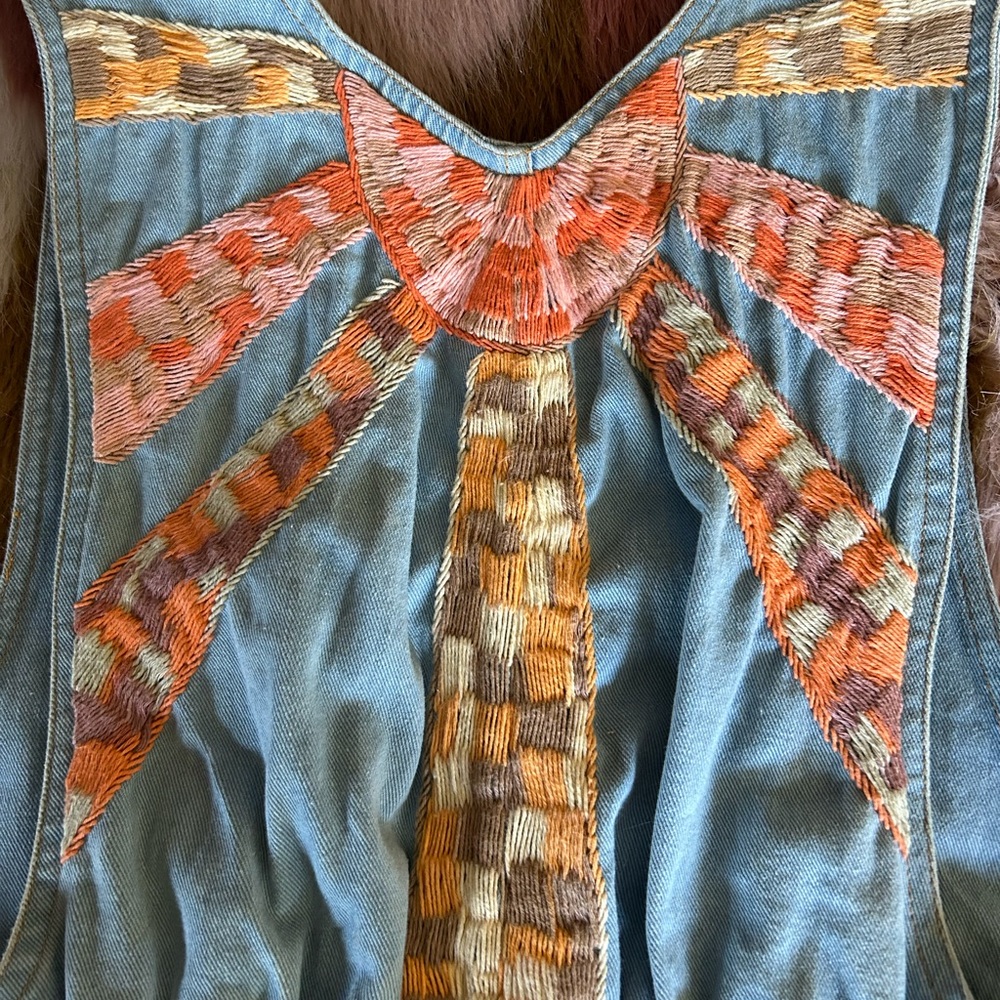 Chasing Unicorns Waiting for the Sun embroidered short denim overalls size M - Picture 7 of 17